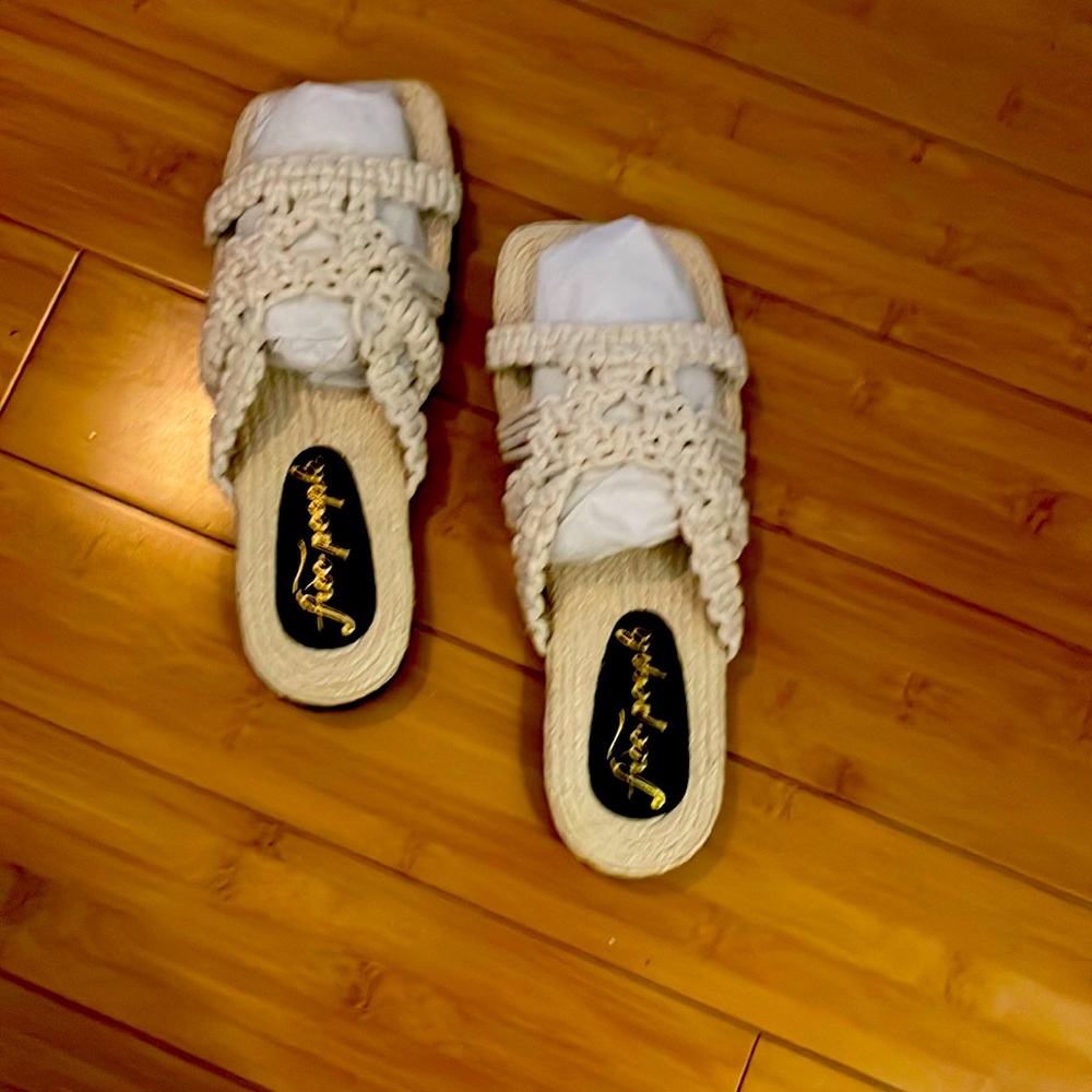 Free people sandal